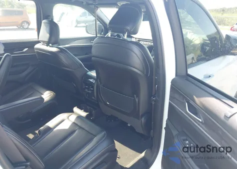 2025 Jeep Grand Cherokee L Limited 4X4 из США, поврежденный, VIN 1C4RJKBG9S8633398